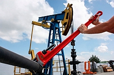 Применение ключа трубного прямого Ridgid Heavy Duty 10"